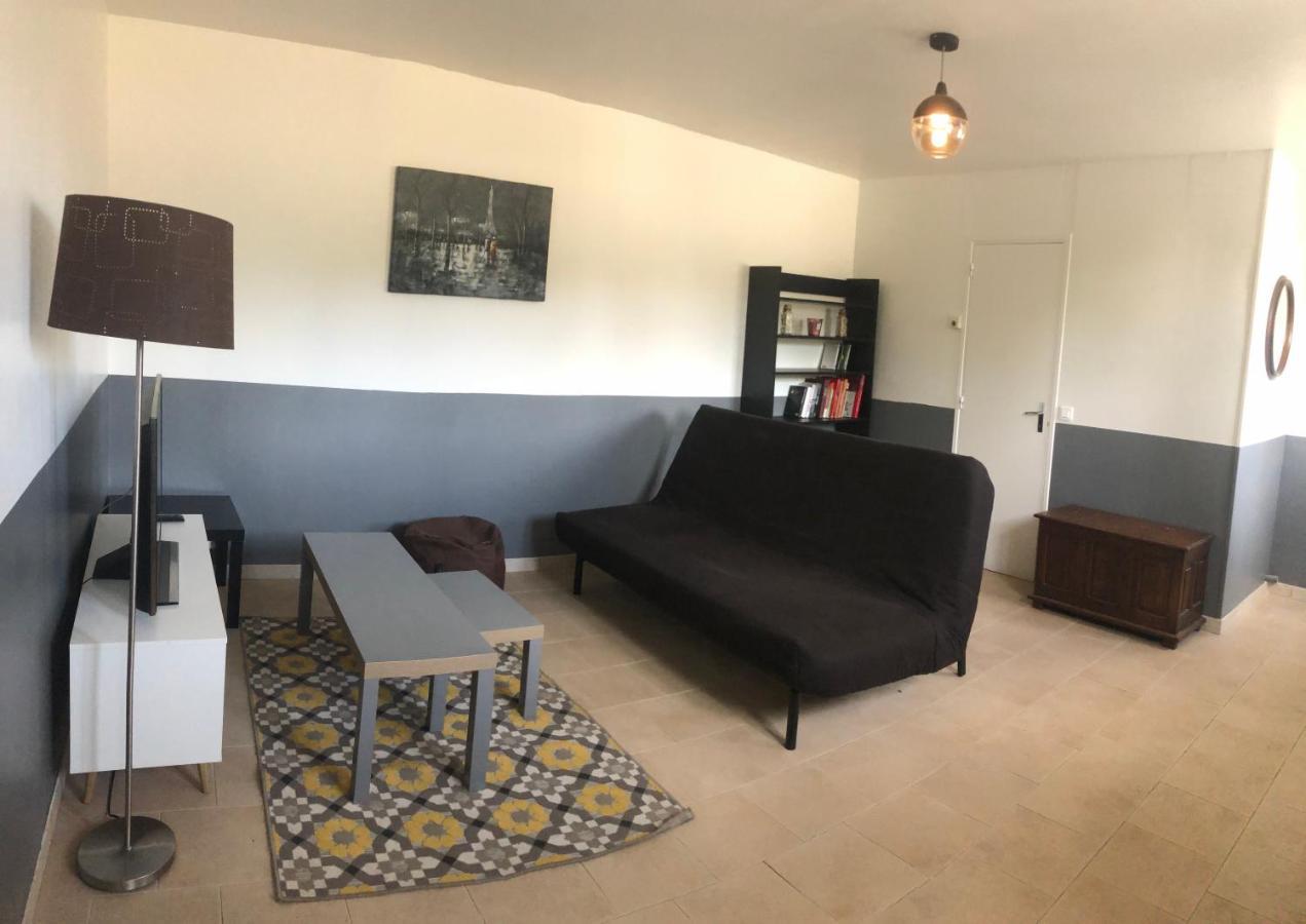 Holiday home Les De La Mare